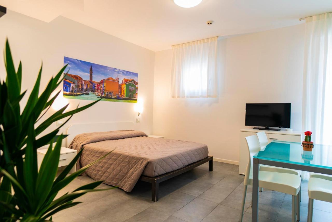 Burano Aparthotel *